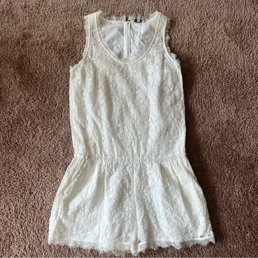 Gorgeous Joie white lace romper, size M